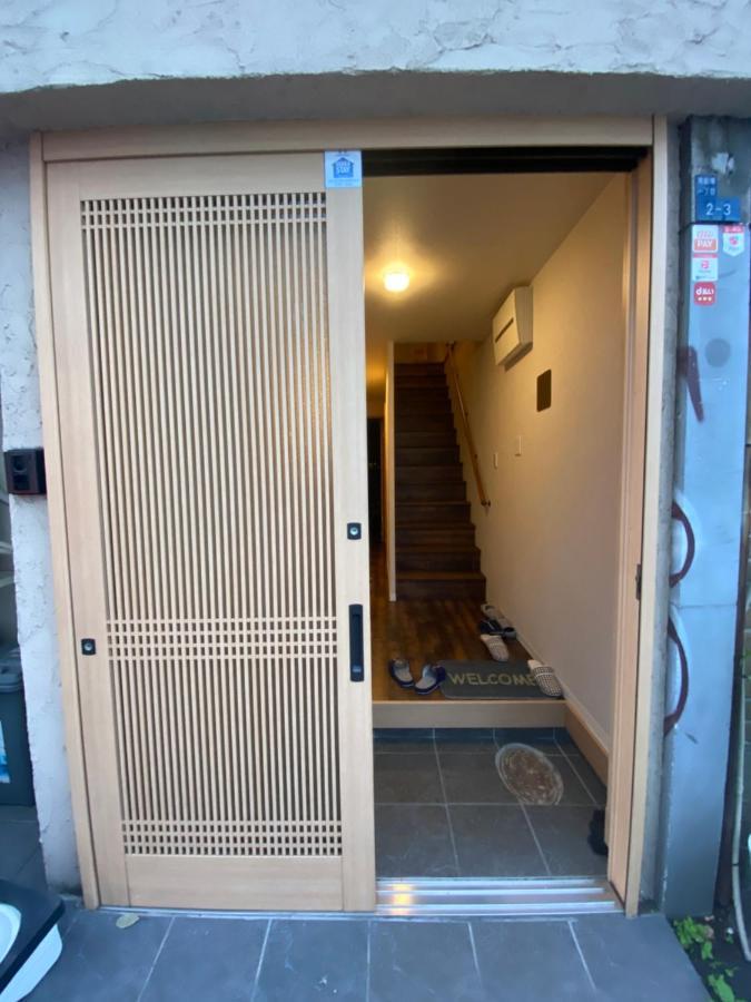 ロッジ蔵123 心斎橋駅徒歩5分 新築一軒家貸切2階建て3Ldk 76M2 道頓堀徒歩8分 中央区南船場 Osaka Exteriör bild